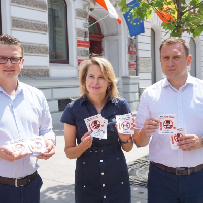 Nie zostawiaj dzieci i zwierząt w nagrzanych samochodach - 2019